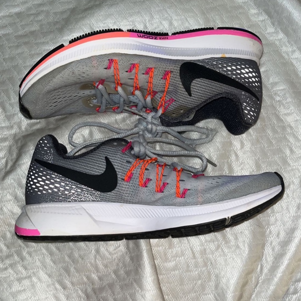 Nike Womens Air Zoom Pegasus 33 Running Shoes Gray